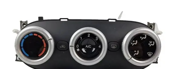 Fiat 500L Climate control unit 735557283