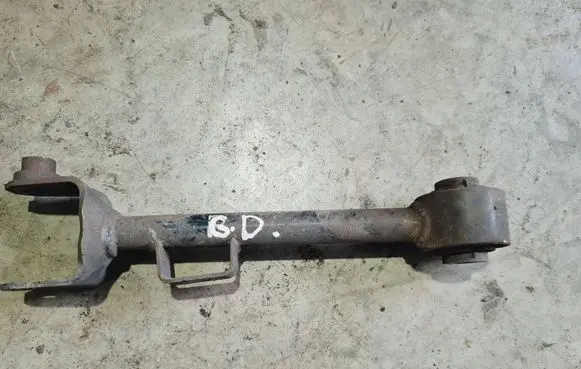 Honda CR-V Rear suspension control arm 
