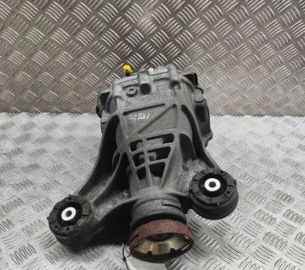 Jaguar XE Rear differential GX734A213FD