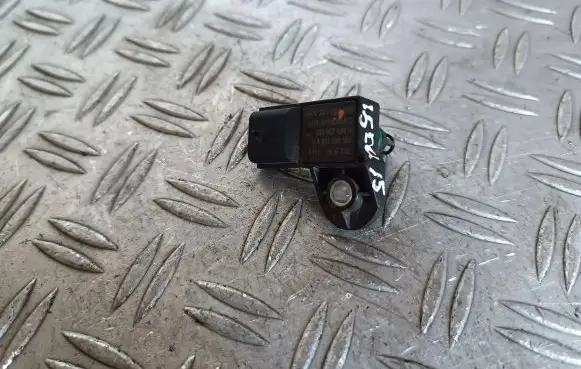 Nissan Qashqai Air pressure sensor 223657458R 0281006108 8201038353