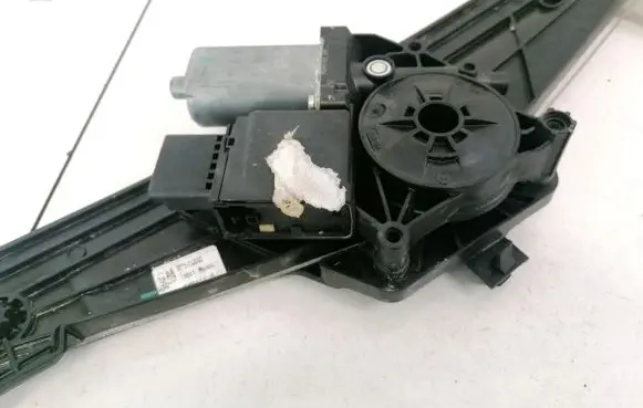 Opel Grandland X Rear door window regulator motor