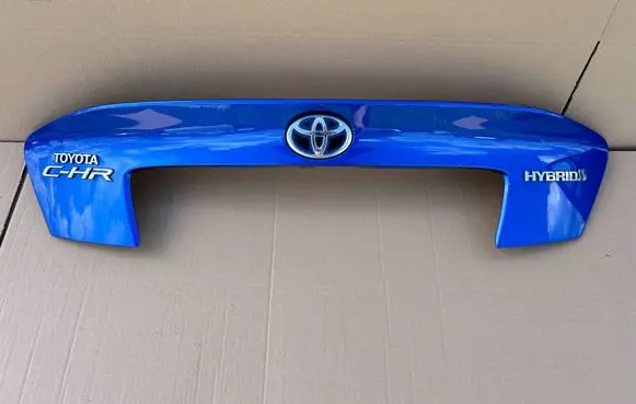 Toyota C-HR I Bottom trim 76811F1010