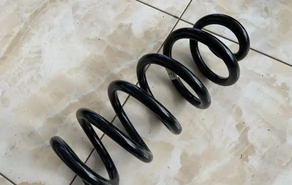 Audi Q7 4M Front coil spring 4M0411105AM 4M0411105