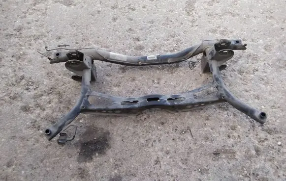 Volkswagen Golf V Rear subframe 1K0505315