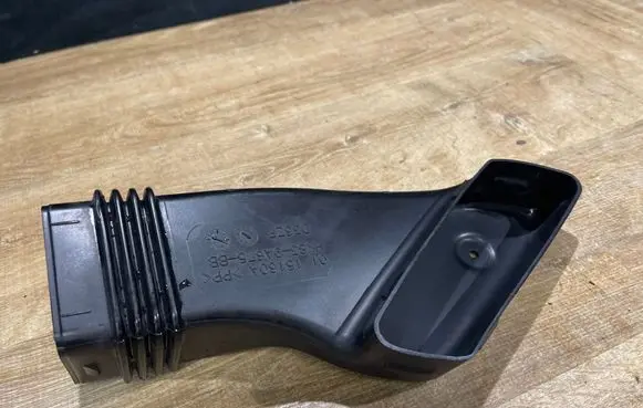 Jaguar F-Pace Air intake duct part HK839A675BB D36ZF