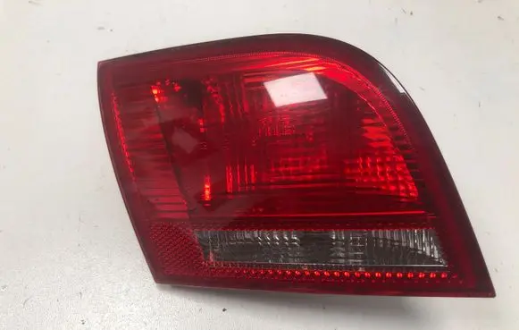 Audi A3 S3 8P Tailgate rear/tail lights 8P4945093