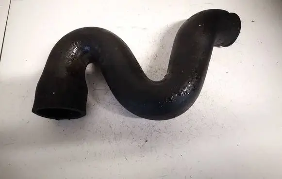 Volkswagen PASSAT B5 Intercooler hose/pipe