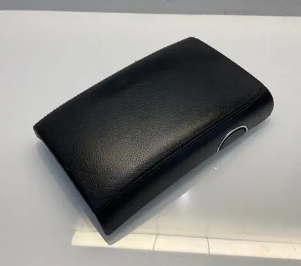 Mercedes-Benz CLS C219 Armrest A2196801239 2196801239
