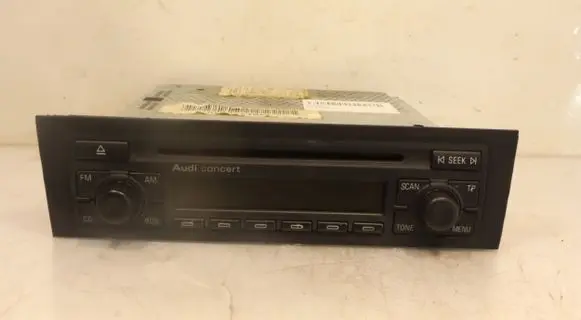 Audi A3 S3 8P Radio/GPS head unit trim 