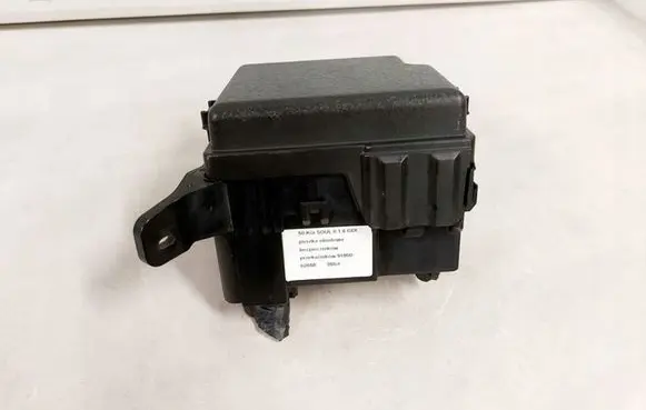 KIA Soul Relay mounting block 37150-B2000