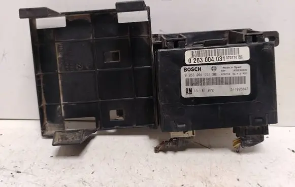 Opel Zafira B Parking PDC control unit/module 0263004031 13181070 1039E0083