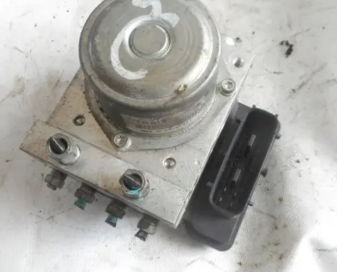 Renault Koleos I ABS Pump 47660-JY07B 8414L055