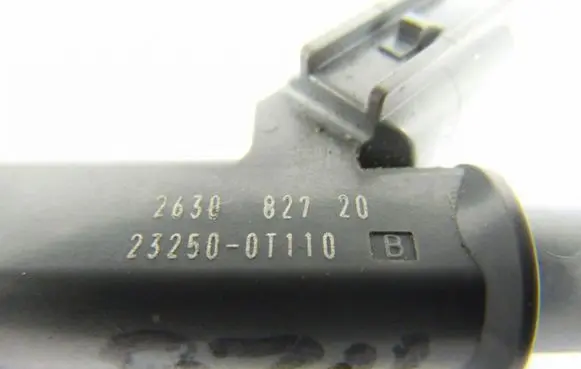 Toyota C-HR I Fuel injector 232500T110