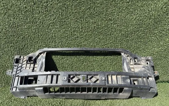 Iveco Daily 6th gen Radiator support slam panel 5801599257