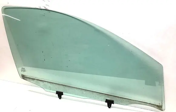 Nissan Qashqai Front door window glass four-door 43R001582