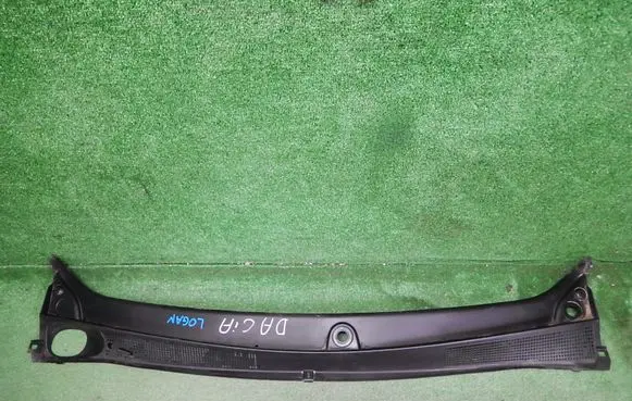 Dacia Logan II Wiper trim