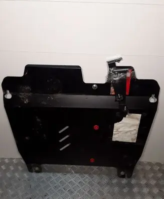 Mitsubishi Outlander Engine splash shield/under tray 141176