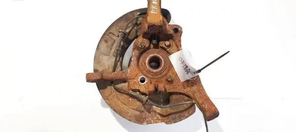 Front wheel hub