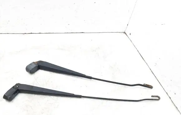 Ford Transit Front wiper blade arm YC1517526AA YC1517526CA