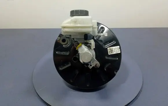 Skoda Octavia Mk3 (5E) Brake booster 5Q1614105DE