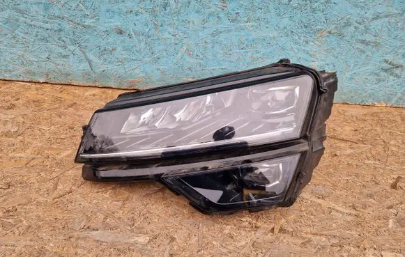 Skoda Karoq Headlight/headlamp 57B941015F 0020517509 20PL8935