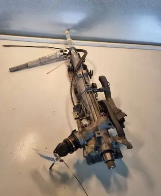 BMW X3 E83 Steering wheel axle 67640036