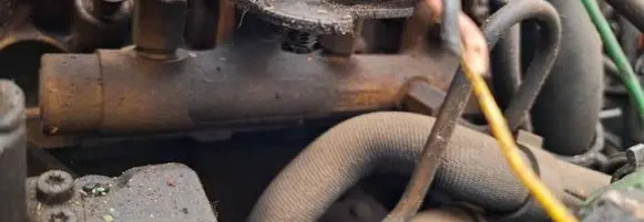Peugeot 206 Fuel main line pipe