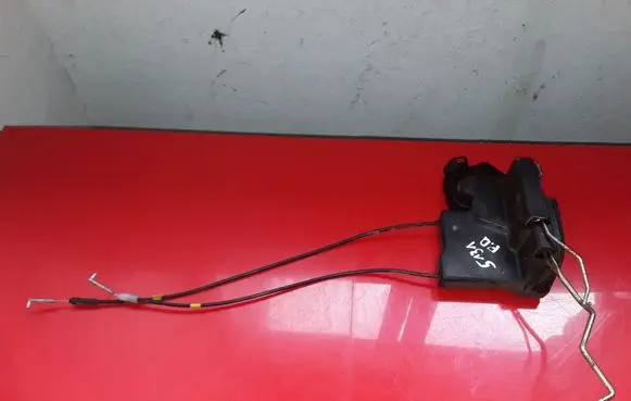 Hyundai Trajet Front door lock NOCODE