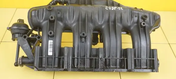 Audi A3 S3 8P Intake manifold 06J133185AR BZB