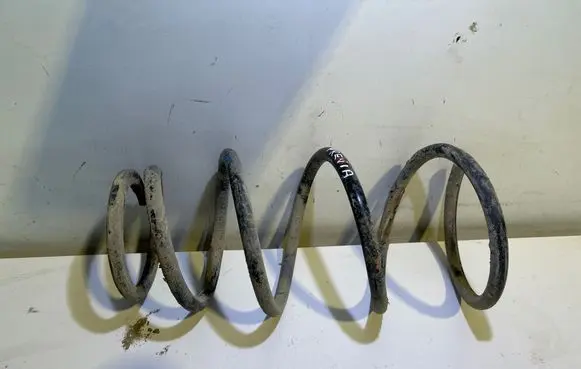 Toyota Previa (XR30, XR40) II Front coil spring 