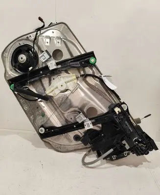Mercedes-Benz C W204 Front door window regulator with motor A2047601534 S81692105