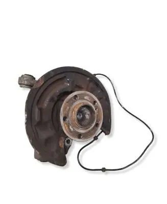 Mercedes-Benz CLA C117 X117 W117 Rear wheel hub spindle/knuckle 2460306
