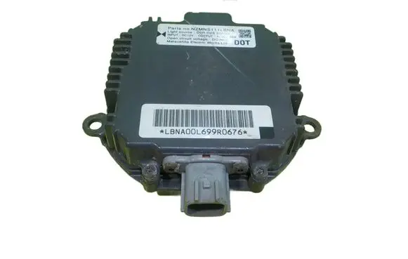 Nissan Pathfinder R51 LED ballast control module 15AB39