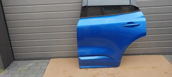 Ford Kuga III Rear door