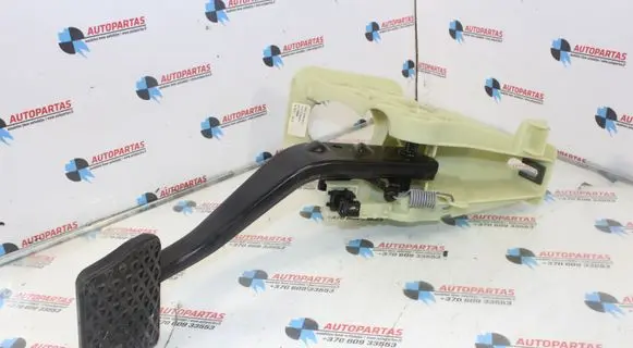 BMW X3 F25 Brake pedal 678736301 6787363