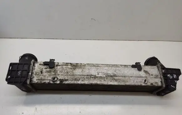 BMW 3 E90 E91 Intercooler radiator 3093796