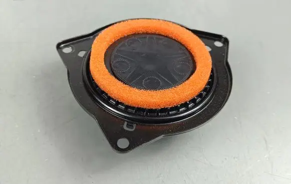 Maserati Quattroporte Front door high frequency speaker 670002118