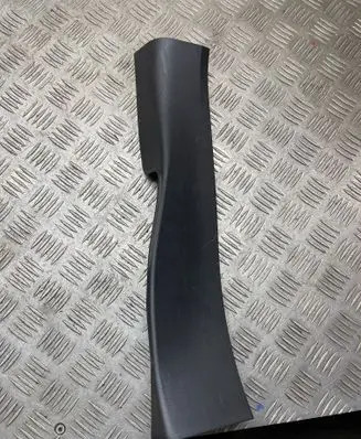 Infiniti M30 Rear sill trim cover 769B61MA0A