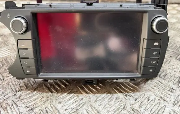 Toyota Yaris Radio/CD/DVD/GPS head unit 861400D100