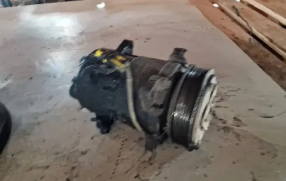 Peugeot 607 Air conditioning (A/C) compressor (pump)
