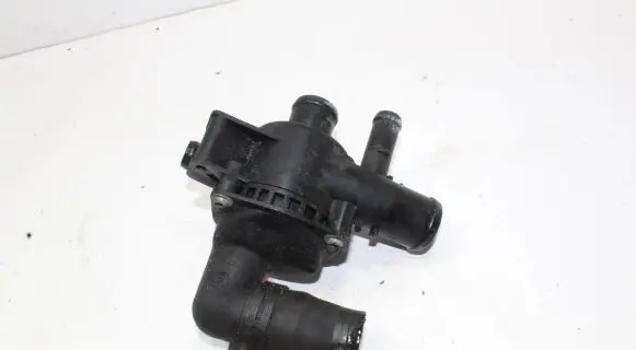 Jaguar XF X250 Thermostat housing 