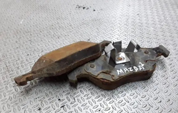 Mazda 2 Brake pads (front) 