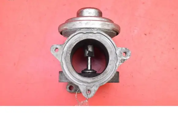 Skoda Fabia Mk2 (5J) EGR valve 045131501K