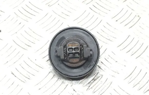Skoda Fabia Mk1 (6Y) Oil filler cap 026103485A