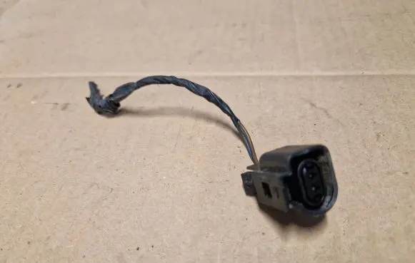 Volkswagen Golf III Other relay 6N0973702