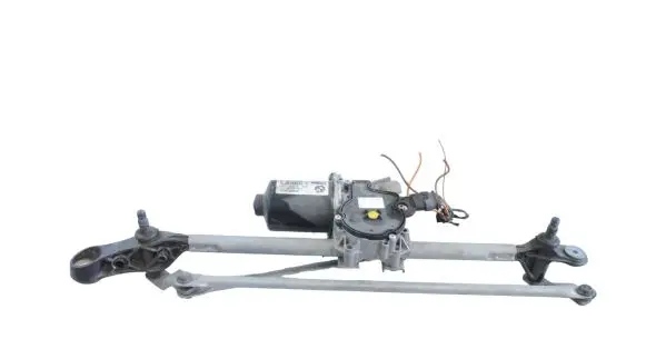 BMW 4 F32 F33 Front wiper linkage and motor 7267503 7260488