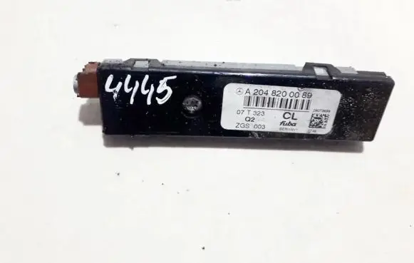 Mercedes-Benz C AMG W204 Antenna control unit a2048200089