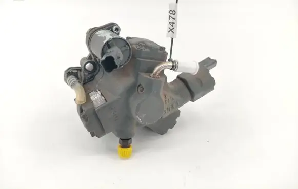 Volvo S40 Fuel injection high pressure pump 9685705080 A2C27100268