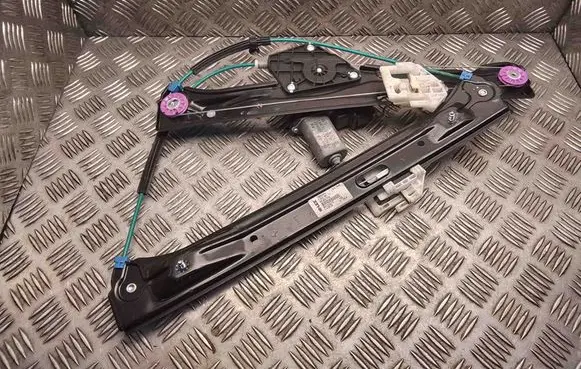 BMW 1 F20 F21 Front door window regulator with motor 7242561 724256111 13262410