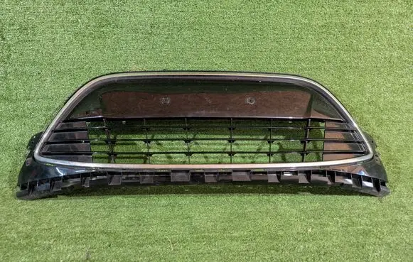 Ford S-MAX Front bumper lower grill 